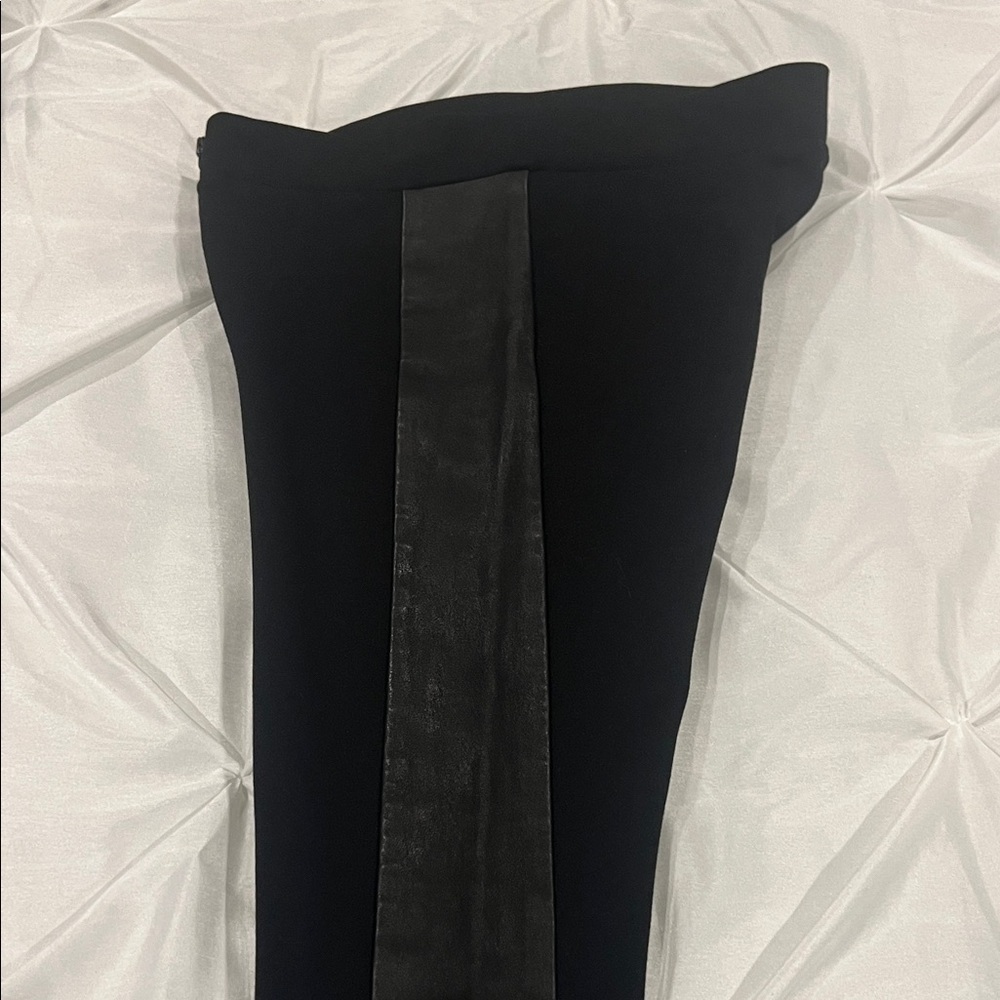 Alice + Olivia Black Lamb Leather Zipper Leggings Size 0 - Picture 10 of 11
